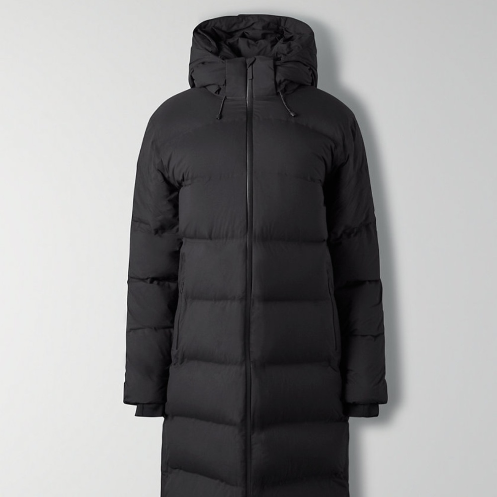 NWT Aritzia Tna The Super Puff₂O™ Long